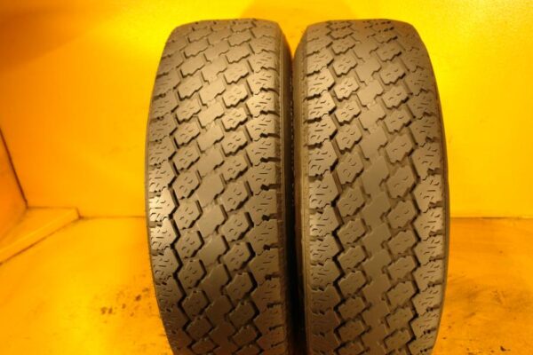 2 used tires LT 31/10.50/15 TRAIL GUIDE