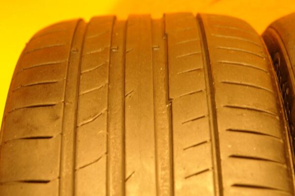 2 used tires 235/40/18 CONTINENTAL - Image 4