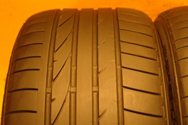 2 used tires 275/40/20 BRIDGESTONE - Image 3