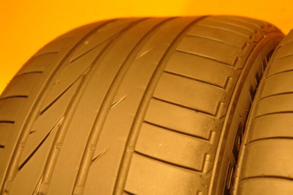 2 used tires 275/40/20 BRIDGESTONE - Image 4