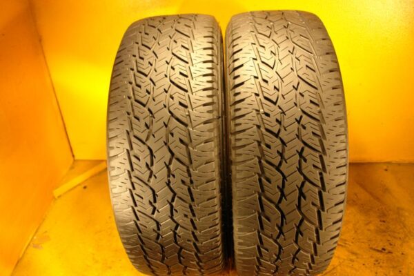 2 used tires 275/60/20 BRIDGESTONE