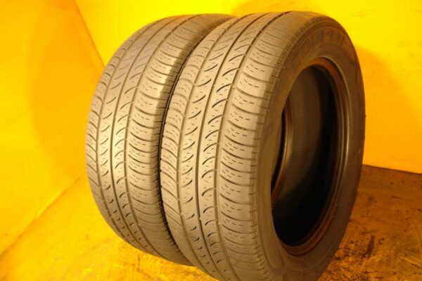 2 used tires 235/55/17 COOPER - Image 2