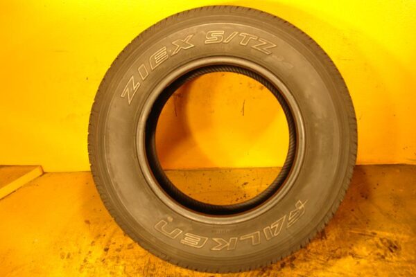 2 used tires 235/70/16 FALKEN - Image 6