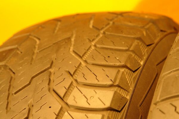 2 used tires LT 31/10.50/15 GEO-TRAC - Image 3