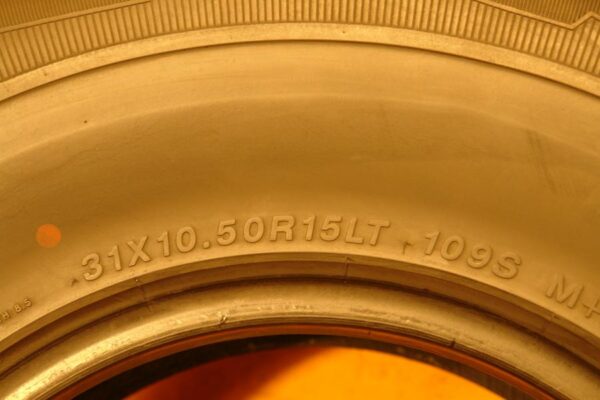 2 used tires LT 31/10.50/15 GEO-TRAC - Image 8