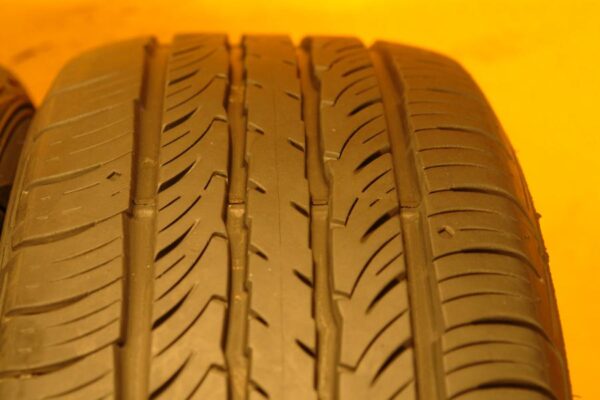 2 used tires 215/60/16 FALKEN - Image 4