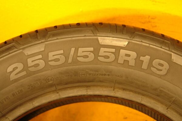 2 used tires 255/55/19 CONTINENTAL - Image 7