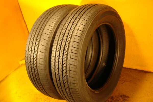 2 used tires 215/60/17 BRIDGESTONE - Image 2