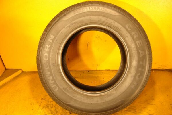 2 used tires LT 265/70/17 UNICORN - Image 6