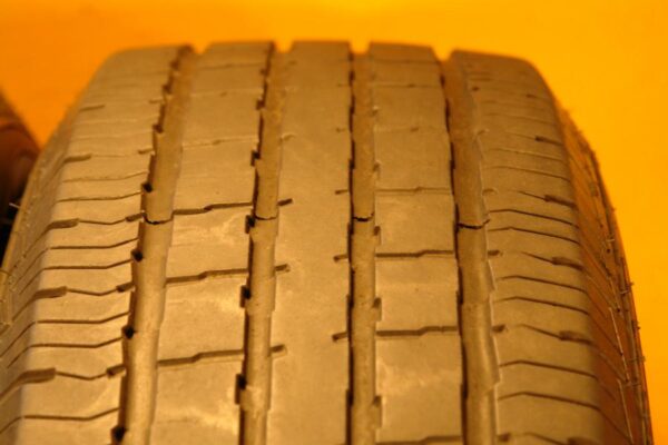 2 used tires LT 265/70/17 UNICORN - Image 3