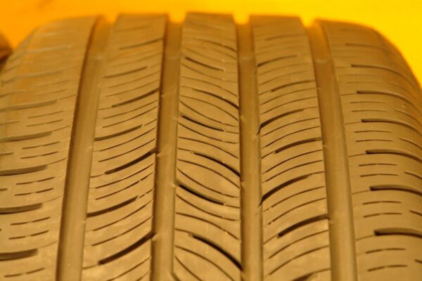 2 used tires 255/35/18 CONTINENTAL - Image 4