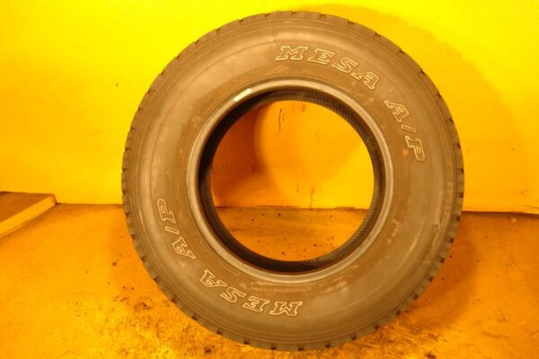 2 used tires 225/75/15 MESA - Image 6