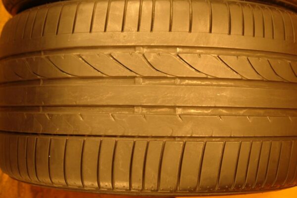 2 used tires 315/35/20 BRIDGESTONE - Image 4