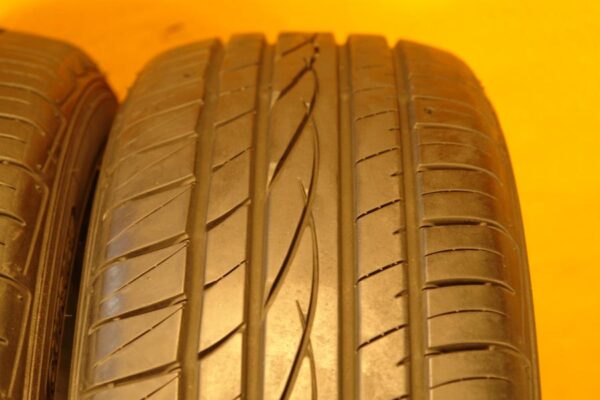 2 used tires 215/60/16 FALKEN - Image 3