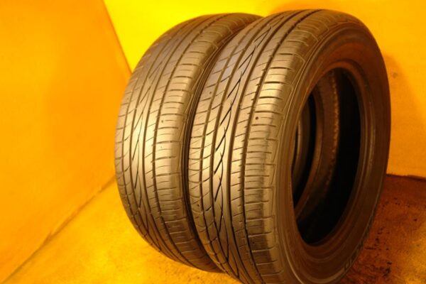 2 used tires 215/60/16 FALKEN - Image 2