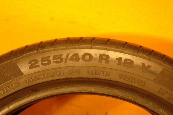 2 used tires 255/40/18 CONTINENTAL - Image 7