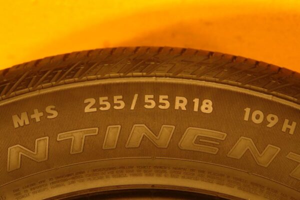 2 used tires 255/55/18 CONTINENTAL - Image 7