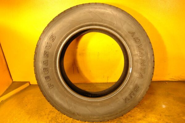 4 used tires 275/65/18 PEGASUS - Image 6