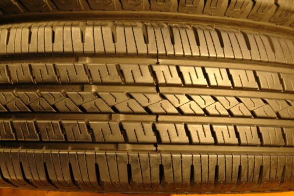 2 used tires LT 245/75/16 HIFLY - Image 5