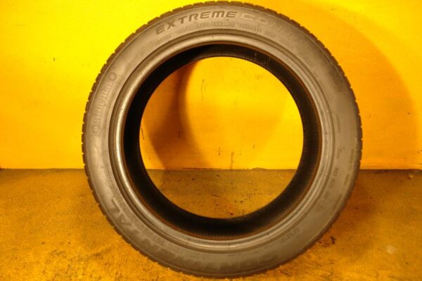 2 used tires 255/40/17 CONTINENTAL - Image 6