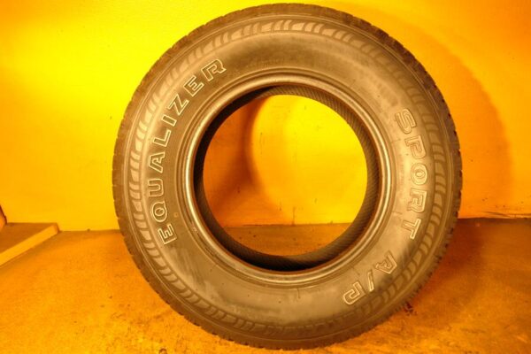 2 used tires 255/70/16 EQUALIZER - Image 6