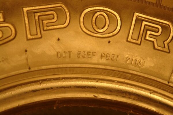 2 used tires 255/70/16 EQUALIZER - Image 8