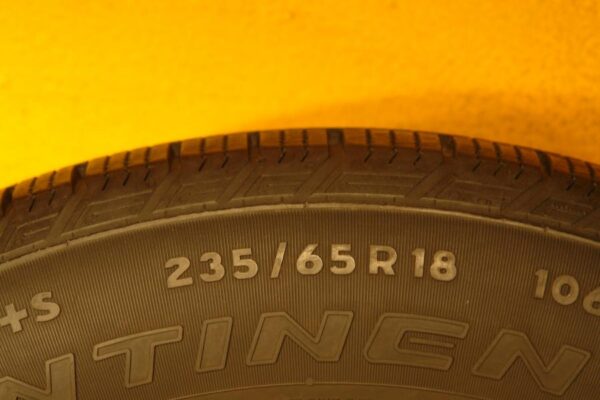 2 used tires 235/65/18 CONTINENTAL - Image 7