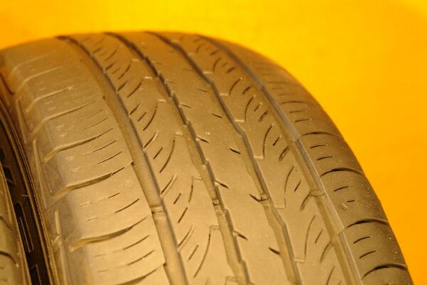 2 used tires 225/70/16 FALKEN - Image 5