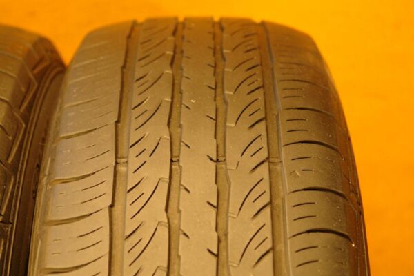 2 used tires 225/70/16 FALKEN - Image 3