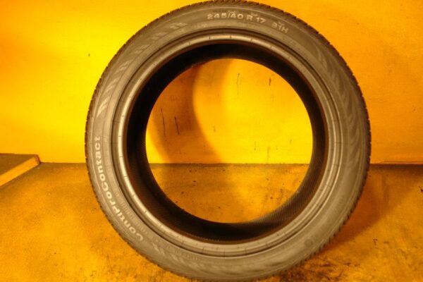 2 used tires 245/40/17 CONTINENTAL - Image 6