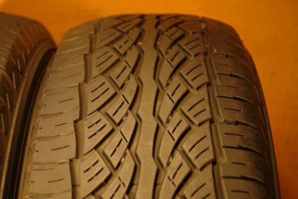 2 used tires 265/70/17 FALKEN - Image 5