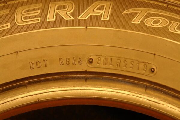 2 used tires 225/60/16 FALKEN - Image 8