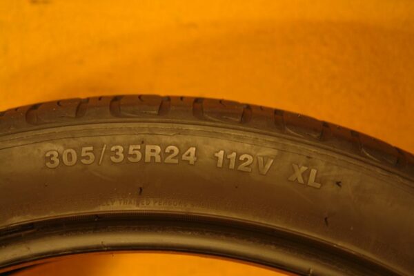 2 used tires 305/35/24 DELINTE - Image 7