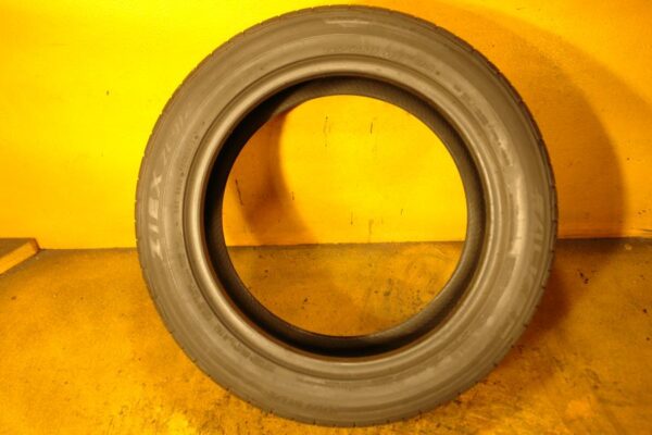 2 used tires 225/50/17 FALKEN - Image 6