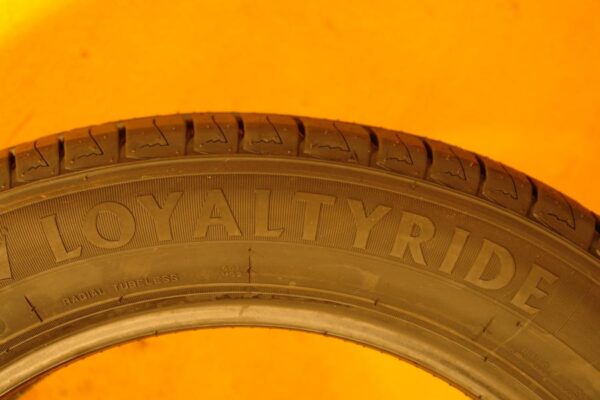 2 new tires 215/55/17 LOYALTY - Image 8