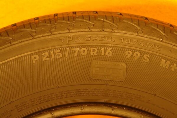 2 used tires 215/70/16 GENERAL - Image 7