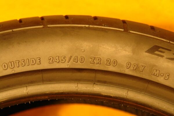 2 used tires 245/40/20 CONTINENTAL - Image 7