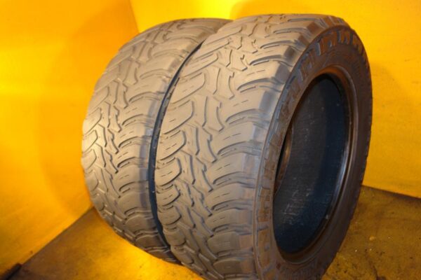 2 used tires LT 275/60/20 TERRAIN MASTER - Image 2