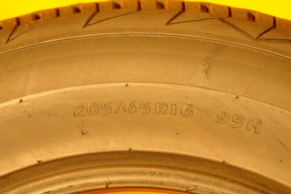 2 used tires 205/65/16 PEGASUS - Image 8