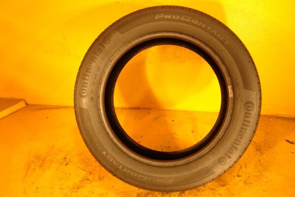 2 used tires 225/55/18 CONTINENTAL - Image 6