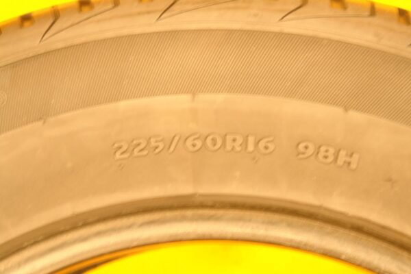 4 used tires 225/60/16 PEGASUS - Image 7