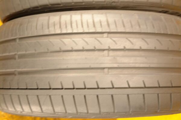 2 used tires 255/40/19 FALKEN - Image 4