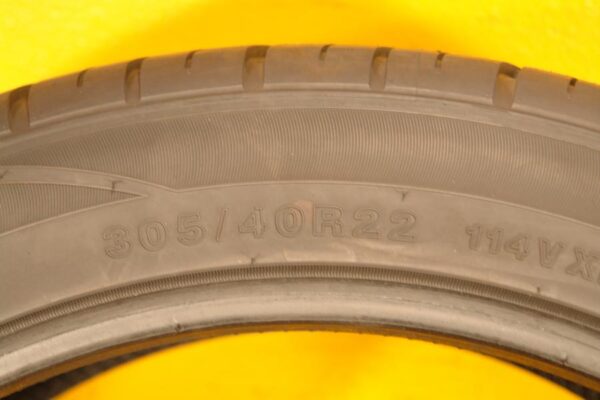 4 used tires 305/40/22 DERUIBO - Image 7