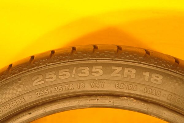 2 used tires 255/35/18 CINTINENTAL - Image 7