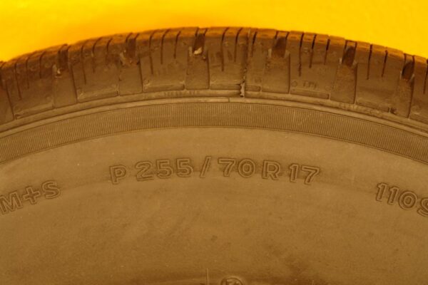 2 used tires 255/70/17 GENERAL - Image 7