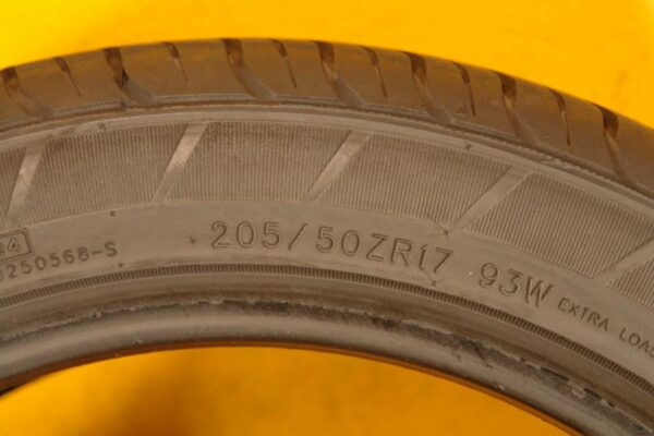 2 used tires 205/50/17 JINYU - Image 7