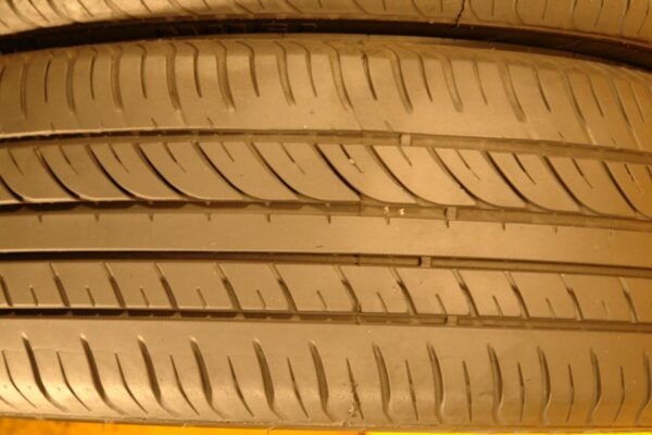 2 used tires 205/50/17 JINYU - Image 4