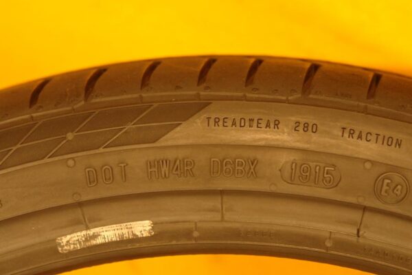 2 used tires 245/35/21 CONTINENTAL - Image 8