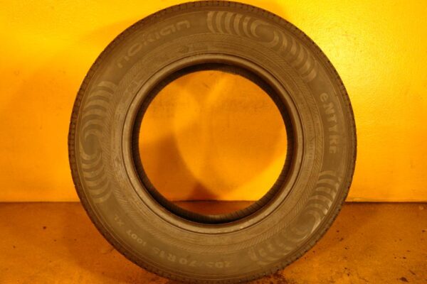 2 new tires 205/70/15 NOKIAN - Image 7