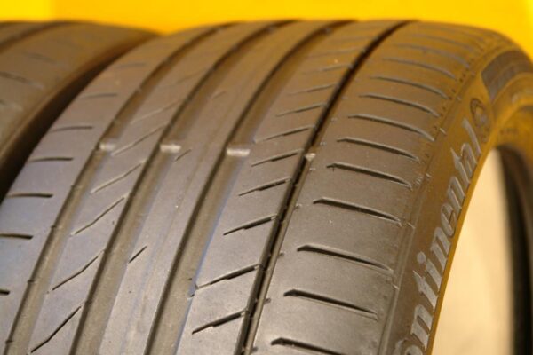 2 used tires 245/35/21 CONTINENTAL - Image 3